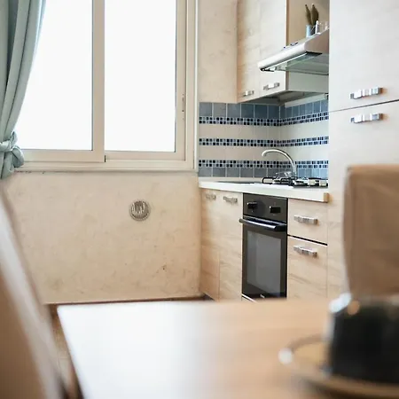 Attico Sea View 公寓 巴里