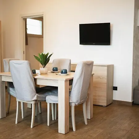 公寓 Attico Sea View